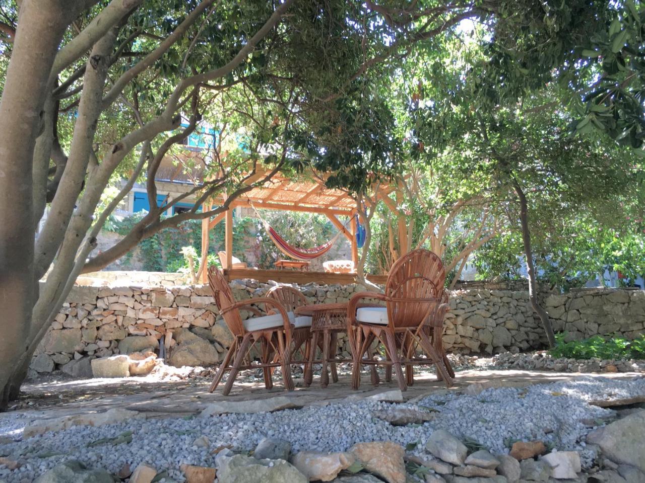 לומבארדה Eco Aparthotel The Dreamers'S Club מראה חיצוני תמונה