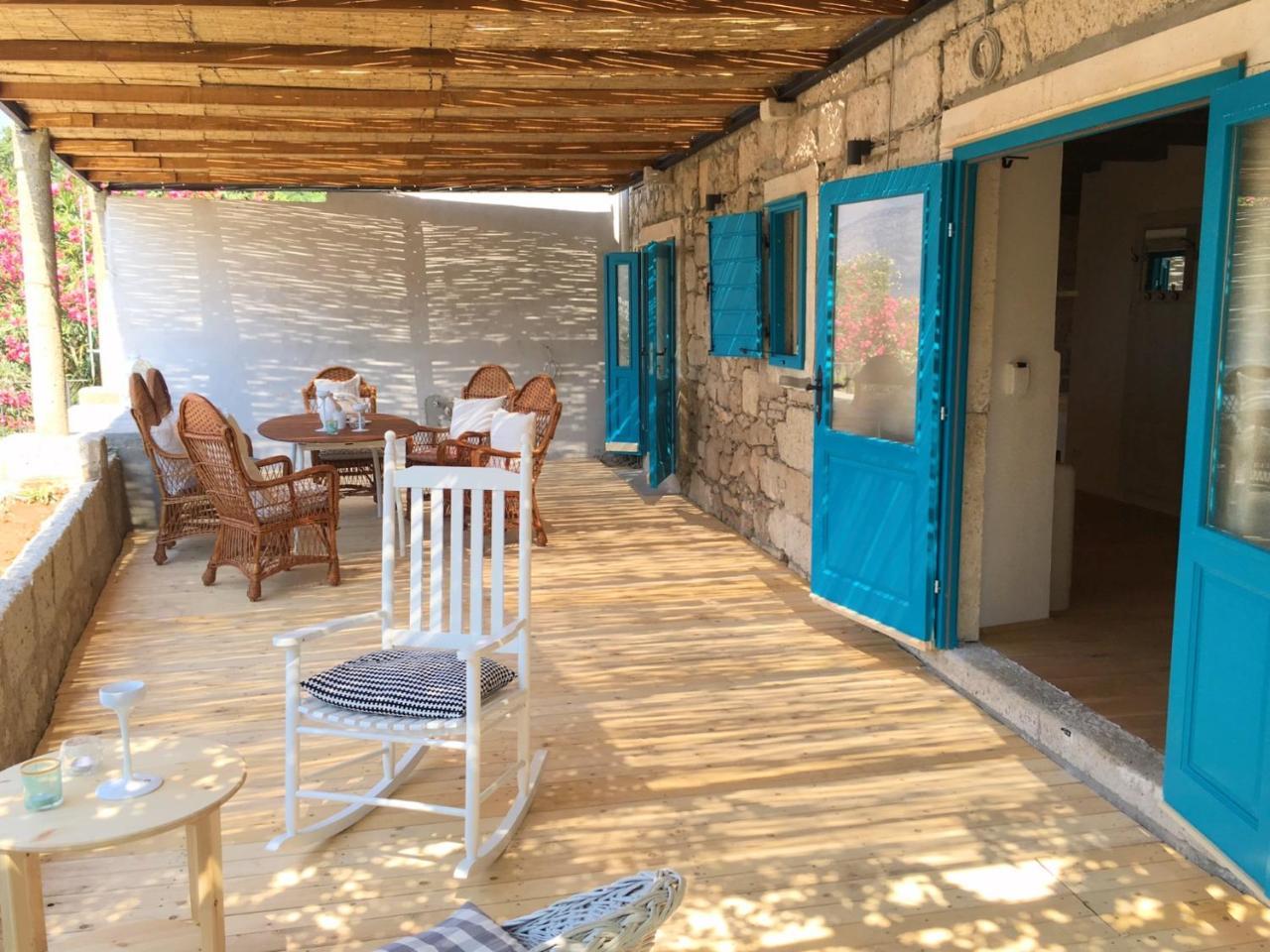 לומבארדה Eco Aparthotel The Dreamers'S Club מראה חיצוני תמונה