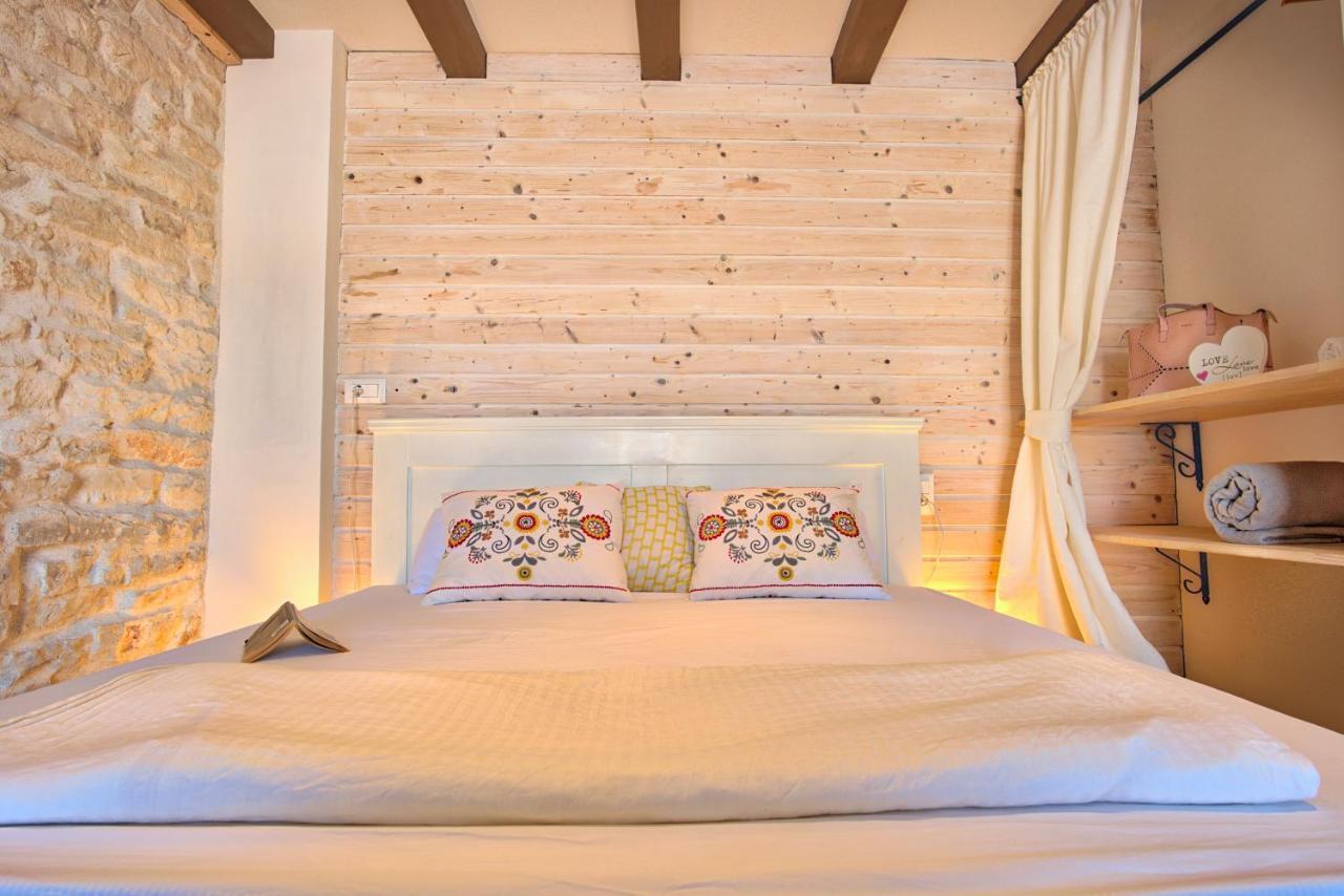 לומבארדה Eco Aparthotel The Dreamers'S Club מראה חיצוני תמונה