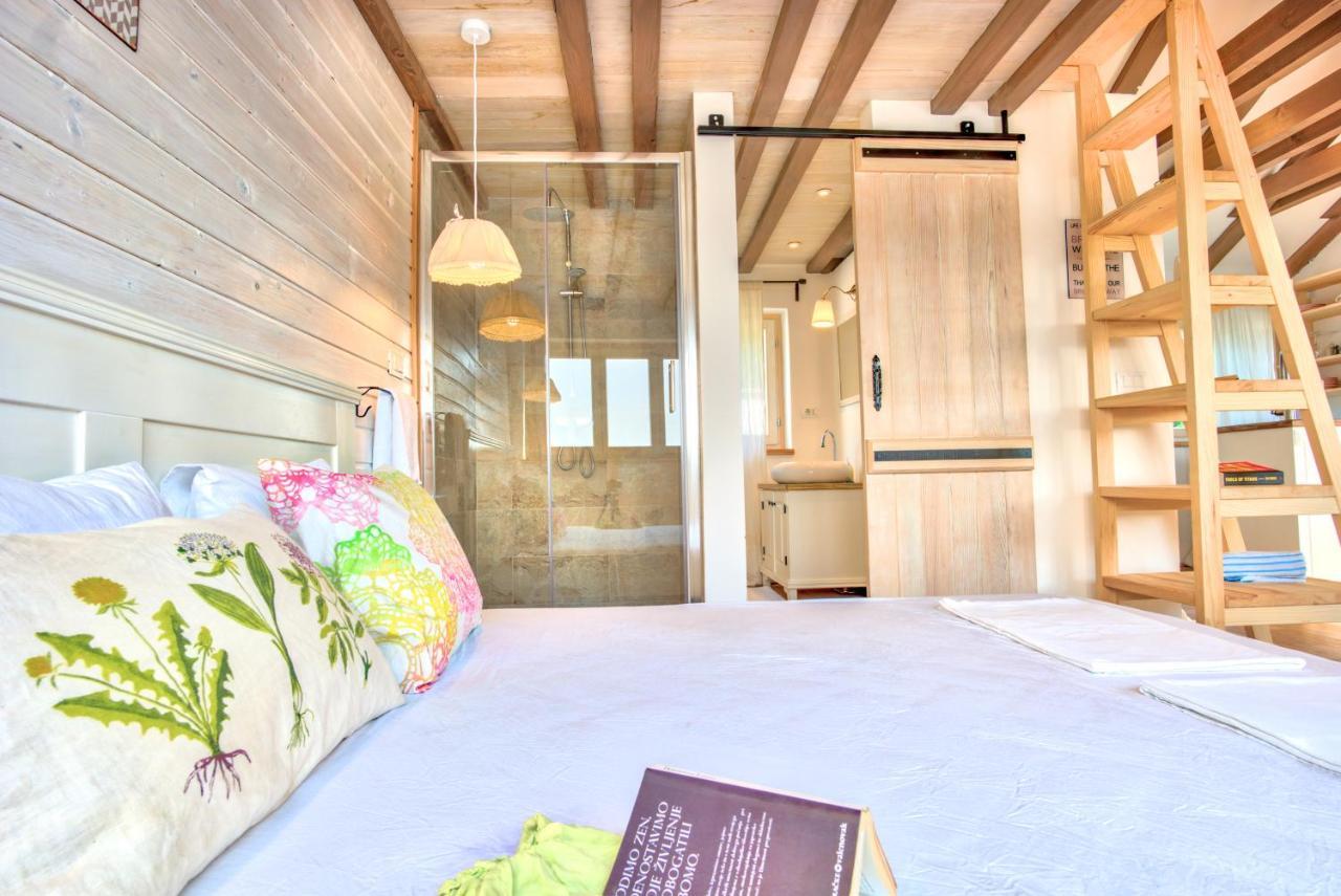 לומבארדה Eco Aparthotel The Dreamers'S Club מראה חיצוני תמונה